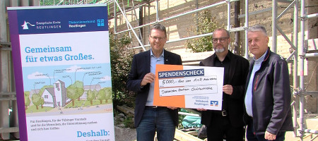 5.000 Euro Spenden&uuml;bergabe