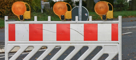 Stra&szlig;ensperrung