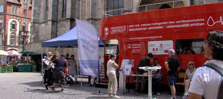 Aufkl&auml;rungsbus der Initiative "Herzenssache Lebenszeit"
