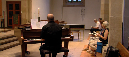 Klavierspieler in der Martinskirche Metzingen