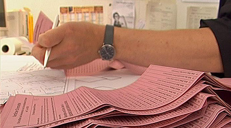 Kommunalwahl: Auszählung der Stimmen